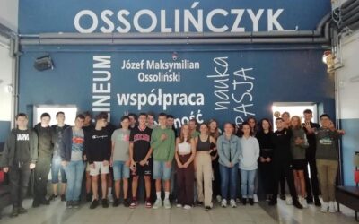 Witamy nowych uczniów: klasa I C – wychowawca Edyta Ziarnik – Wróbel