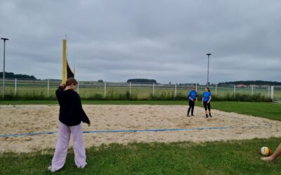 Zawody powiatowe w siatkówce plażowej